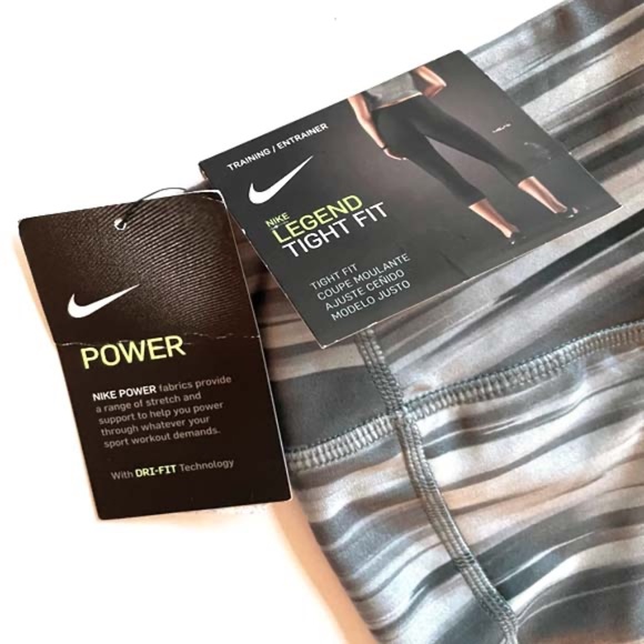 NWT NIKE STRIPED PATTERN DRI-FIT LEGGINGS - Picture 5 of 5